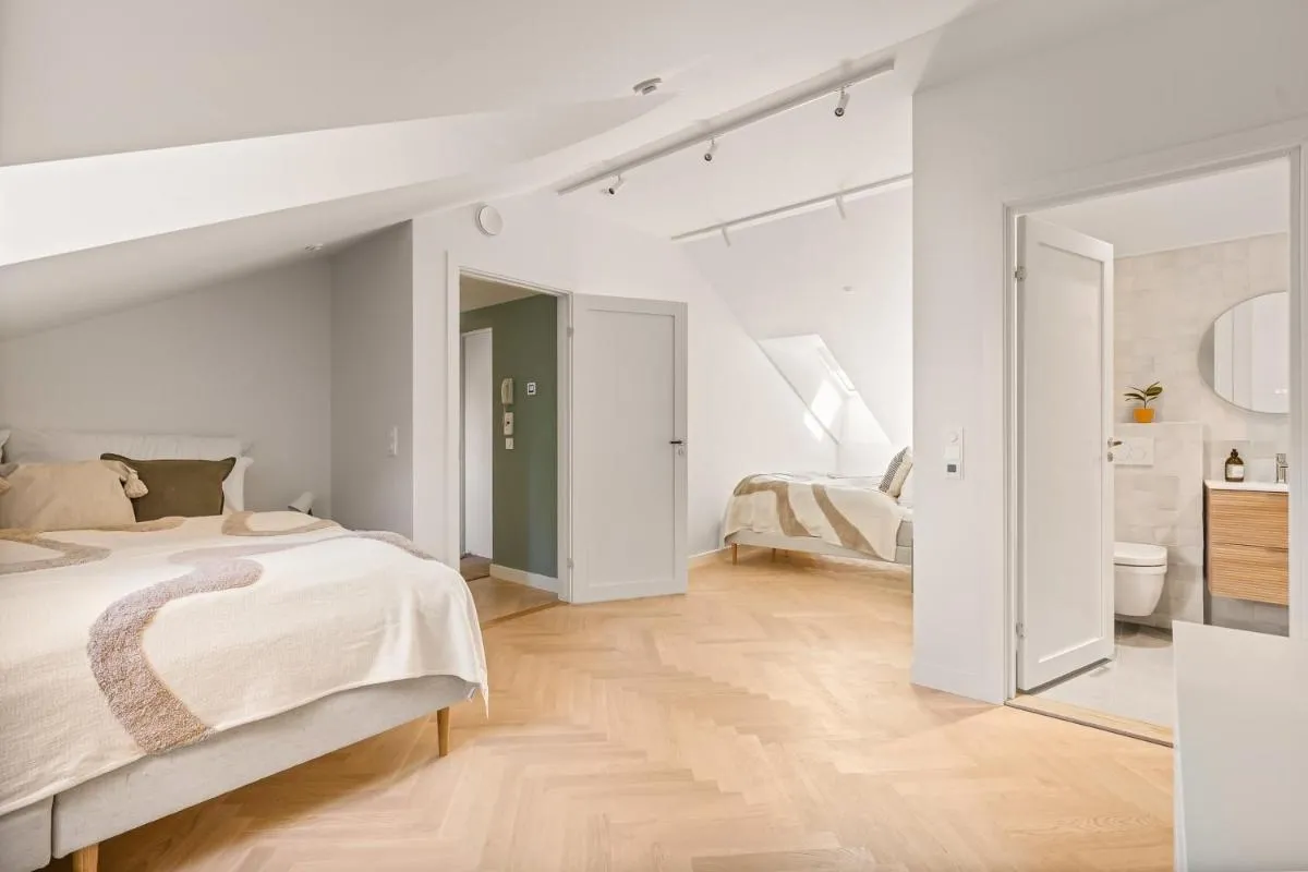 Image 6 of Dinbnb Apartments Grünerløkka I Penthouse with Private Rooftop I 2-Bedroom with Double Queen Room & 2 Bathrooms