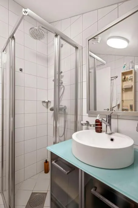 Image 4 of Dinbnb Apartments I 400m to Stortinget And Metro I Private Roof Terrace