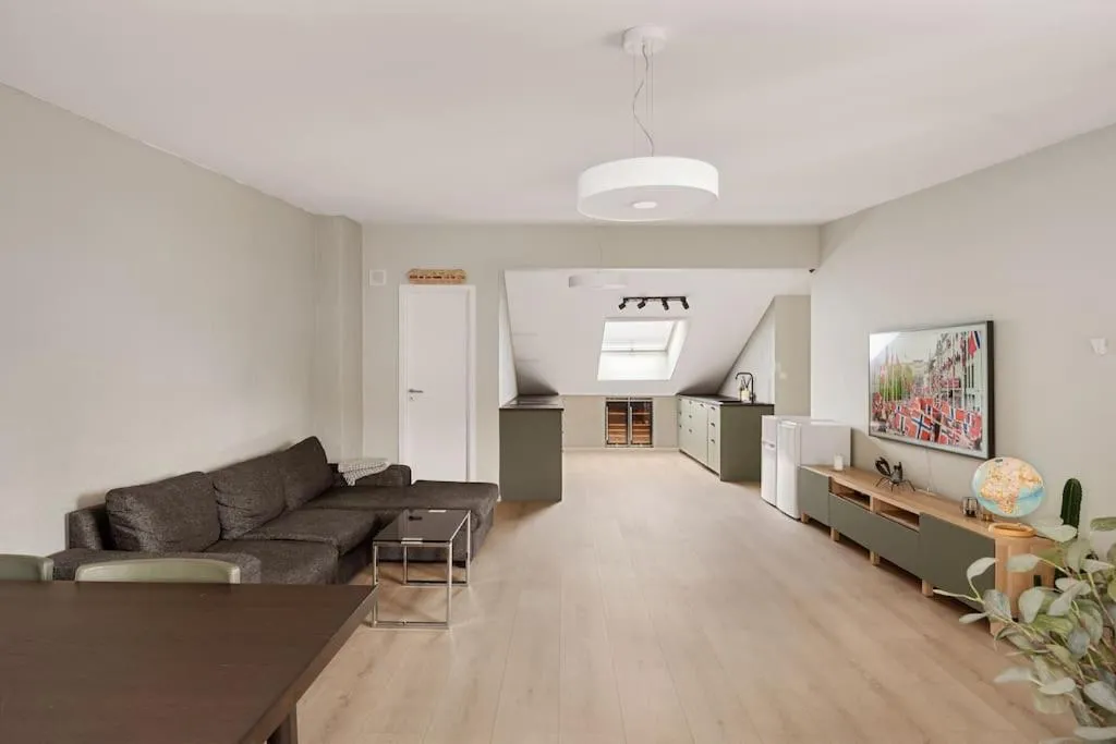 Image 2 of Dinbnb Apartments I Penthouse I Rooftop Terrace I Walk To Everything