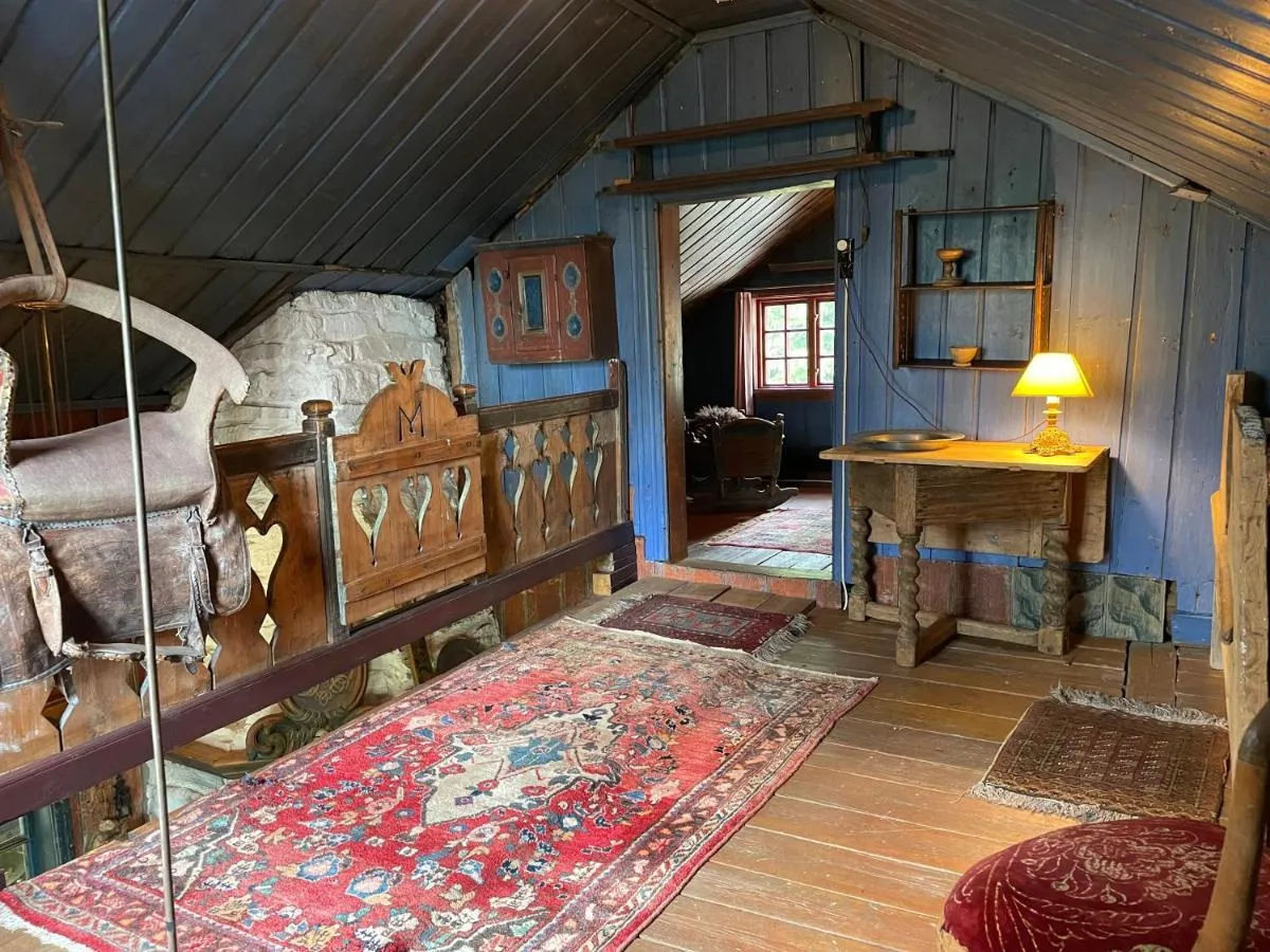 Image 1 of Hallingstua