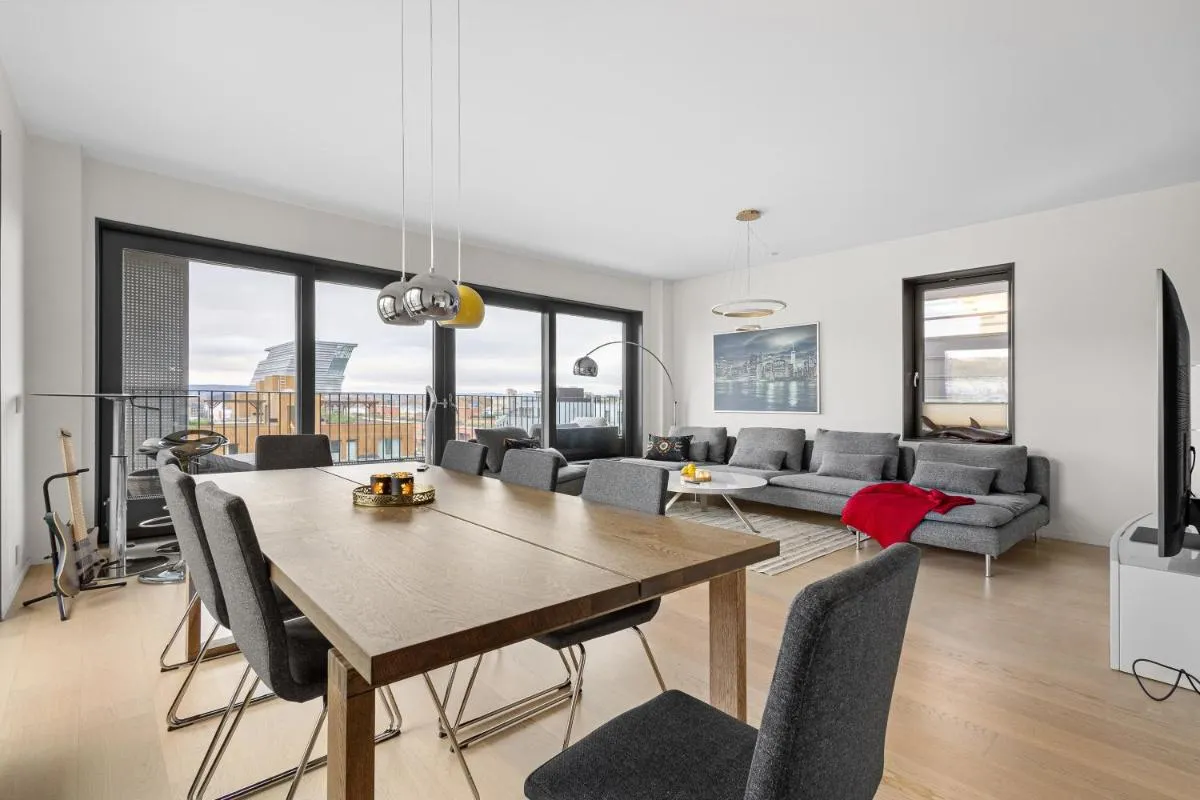 Image 5 of Luxury 3BR apartment at CENTRAL OSLO barcode