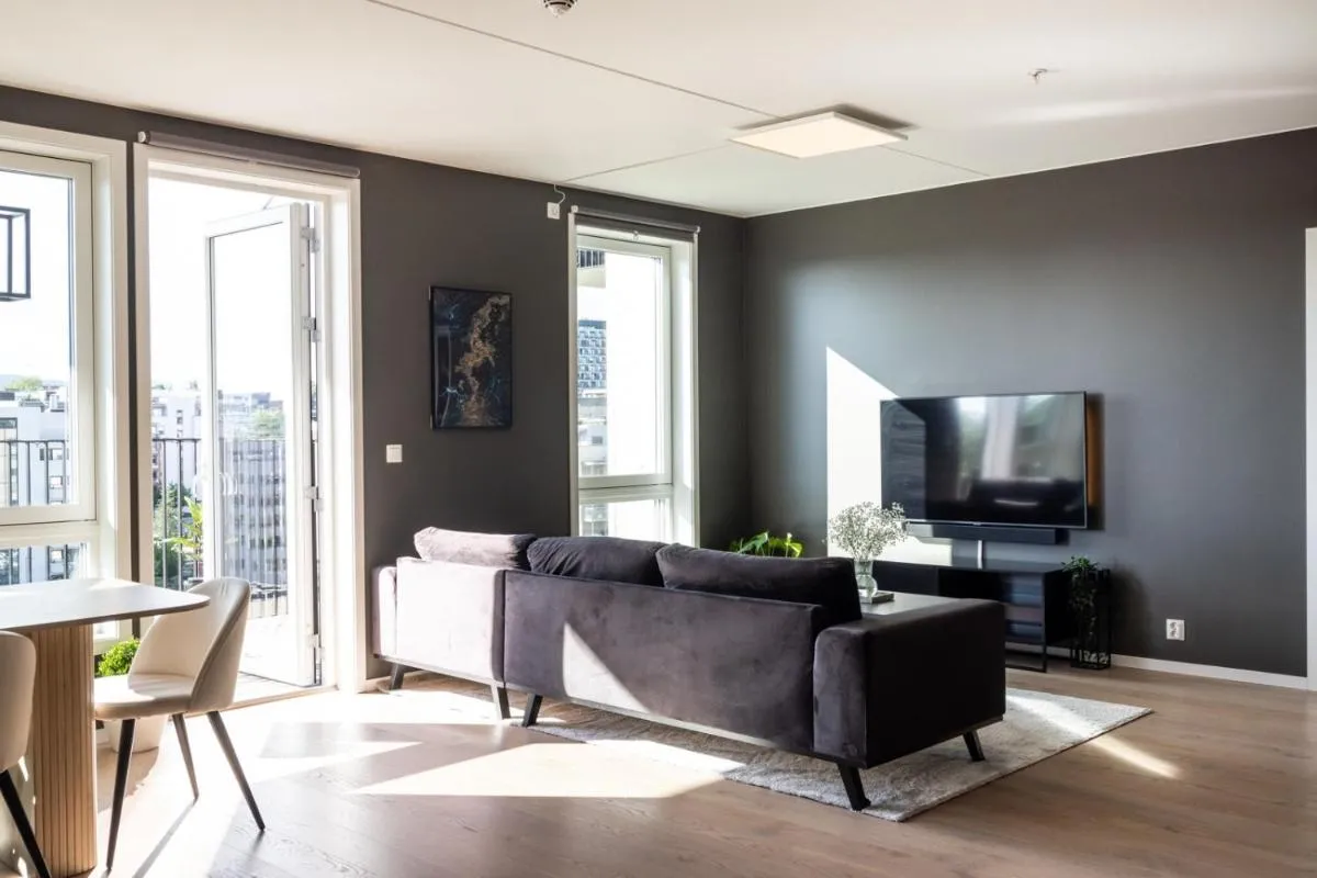 Image 3 of Modern Elegance in Oslo