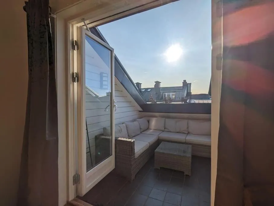 Image 5 of Sunny loft with terrace close to city center