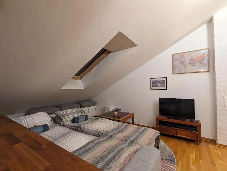 Image 6 of Sunny loft with terrace close to city center
