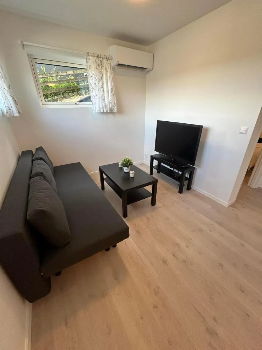 Image 6 of Temis apartment, private new 2 rooms with lagre kitchen, share with nobody
