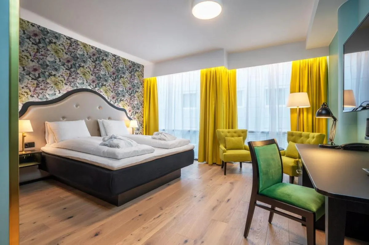 Image 1 of Thon Hotel Cecil