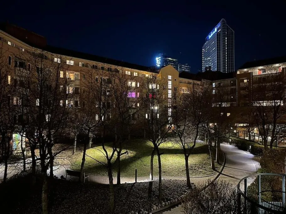 Image 1 of Central luxurious apartment