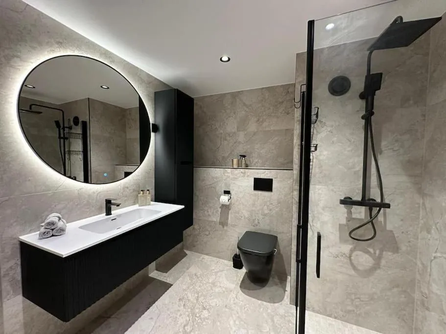 Image 3 of Central luxurious apartment