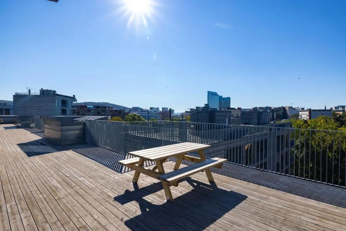 Image 5 of DINBNB Apartments l Family Friendly l 1000m from Central Station l NEW
