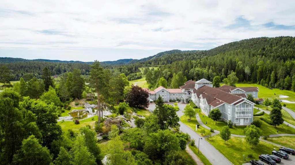 Image of Losby Gods Manor