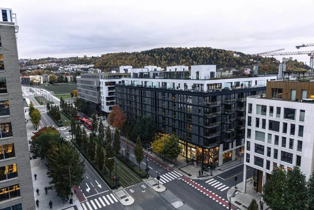 Image 4 of Modern 3bed room sea view apartment @ Oslo Barcode